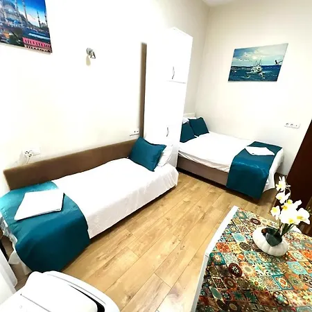 Ariya Yildiz Apart דירה *