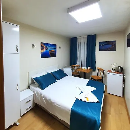 Ariya Yildiz Apart דירה *