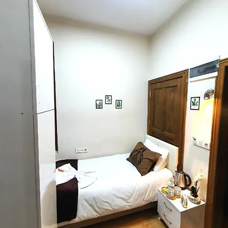 Ariya Yildiz Apart דירה